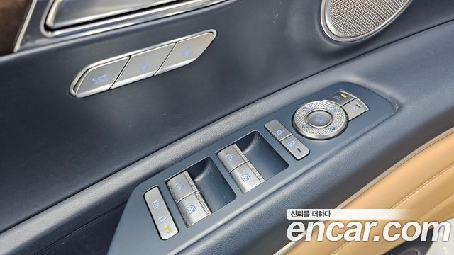 Genesis GV80 2022 — photo 27