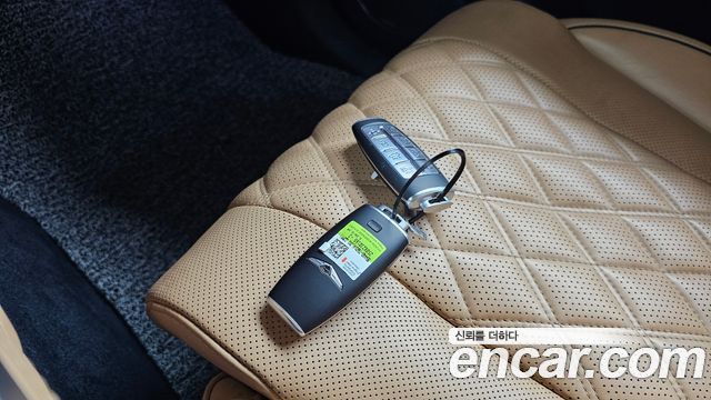 Genesis GV80 2022 — photo 33