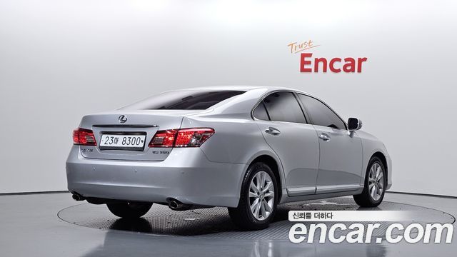 Lexus ES 2012 — photo 2