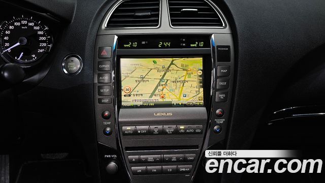Lexus ES 2012 — photo 14