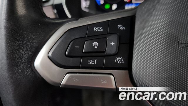 Volkswagen Passat 2022 — photo 21