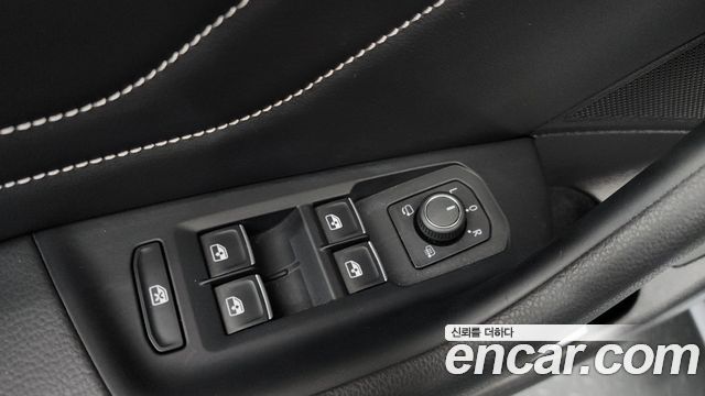 Volkswagen Passat 2022 — photo 25