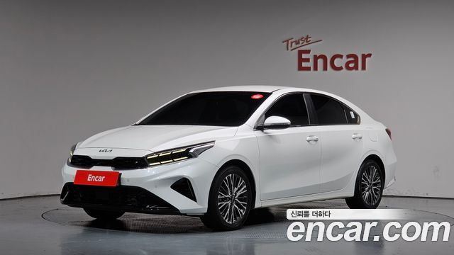 Kia K3 2022 — photo 1