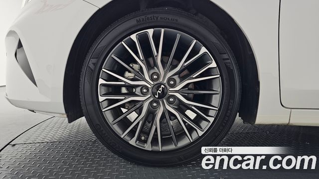 Kia K3 2022 — photo 5