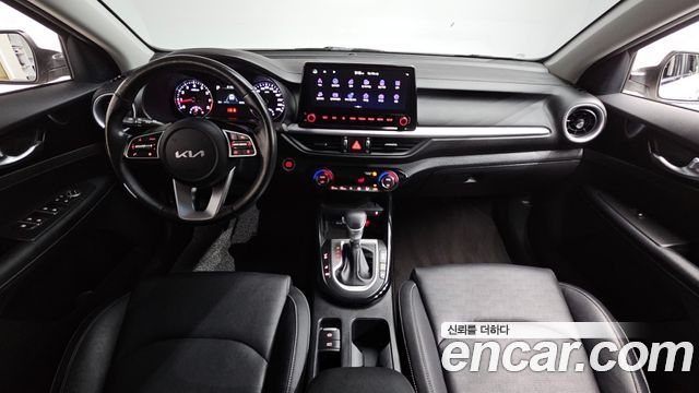 Kia K3 2022 — photo 10