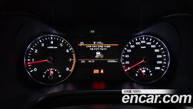 Kia K3 2022 — photo 11