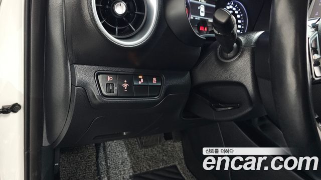 Kia K3 2022 — photo 22