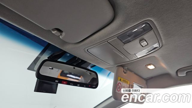 Kia K3 2022 — photo 24