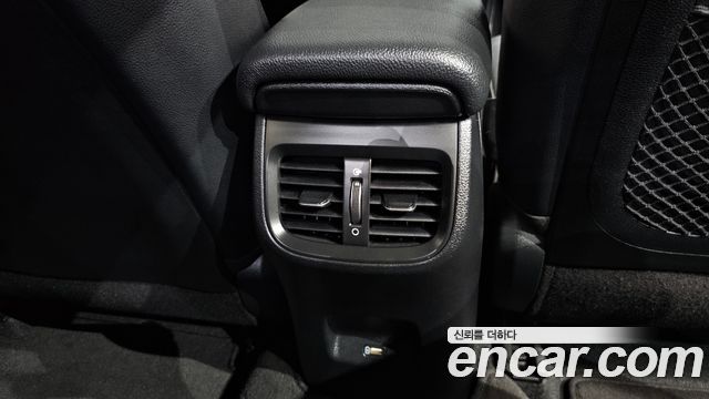 Kia K3 2022 — photo 36