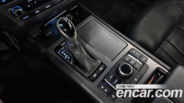 Hyundai Genesis 2016 — photo 9