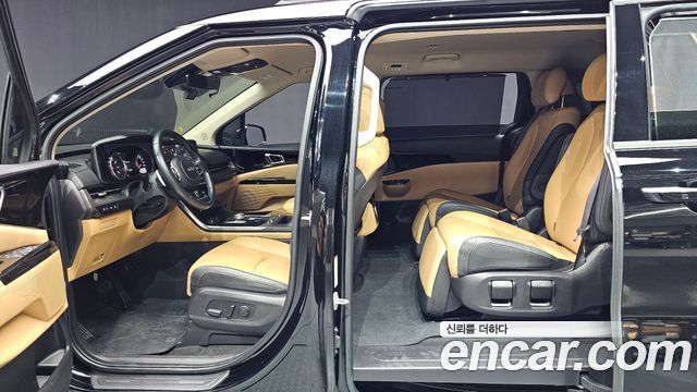 Kia Canival 2023 — photo 19