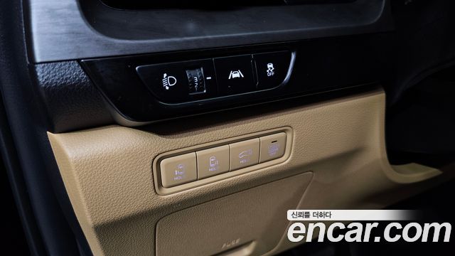 Kia Canival 2023 — photo 21