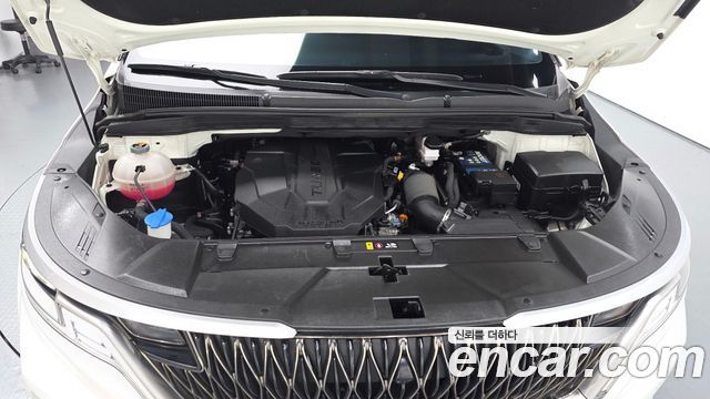 Kia Canival 2022 — photo 6