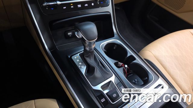 Kia Canival 2022 — photo 9