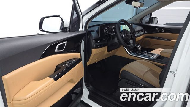 Kia Canival 2022 — photo 10