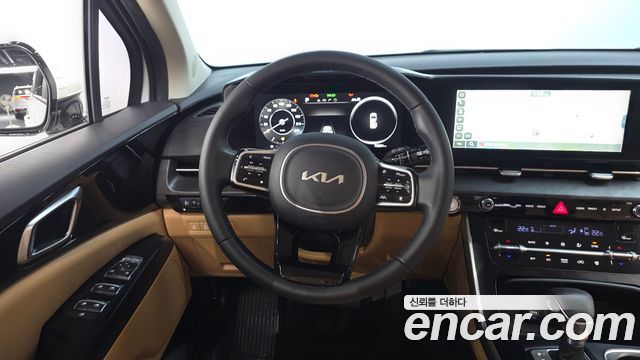 Kia Canival 2022 — photo 12