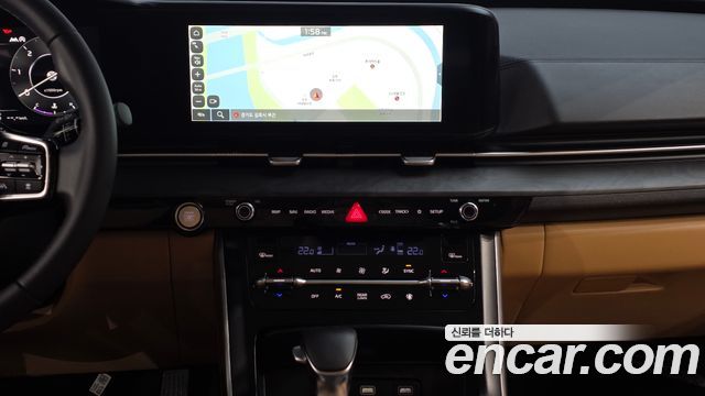 Kia Canival 2022 — photo 13