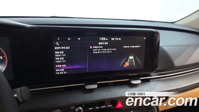 Kia Canival 2022 — photo 15