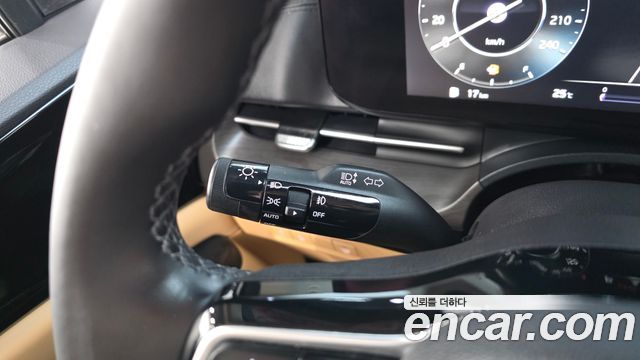 Kia Canival 2022 — photo 16