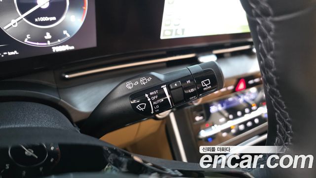 Kia Canival 2022 — photo 17