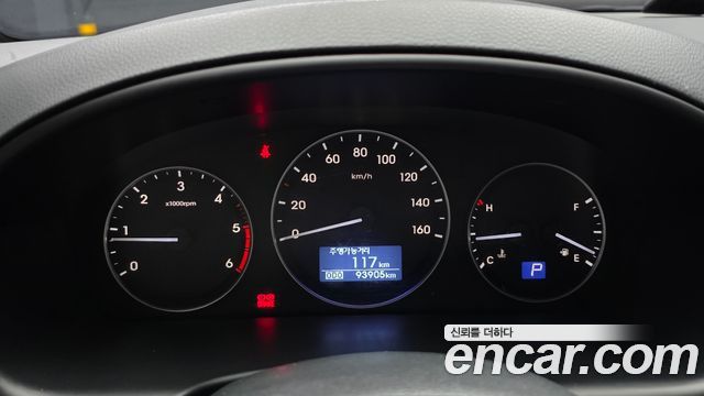 Hyundai Starex 2020 — photo 11
