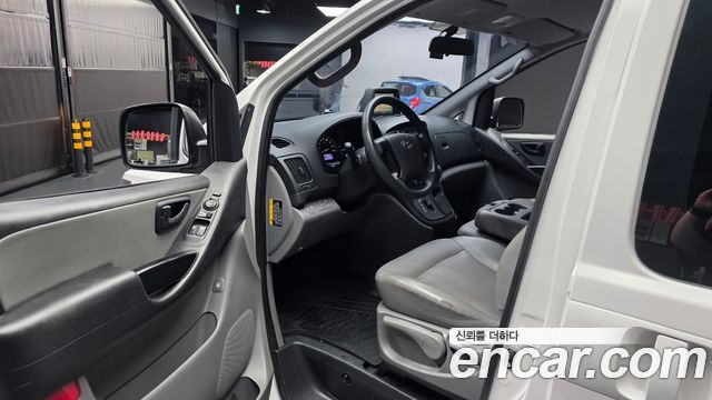 Hyundai Starex 2020 — photo 13