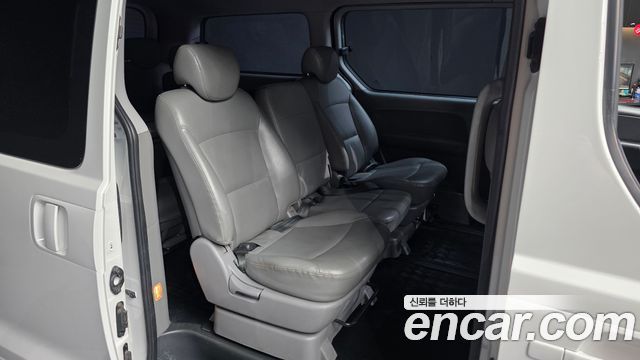 Hyundai Starex 2020 — photo 18