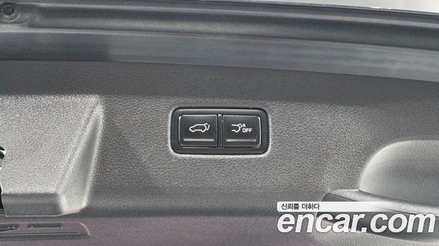 Kia Canival 2021 — photo 20