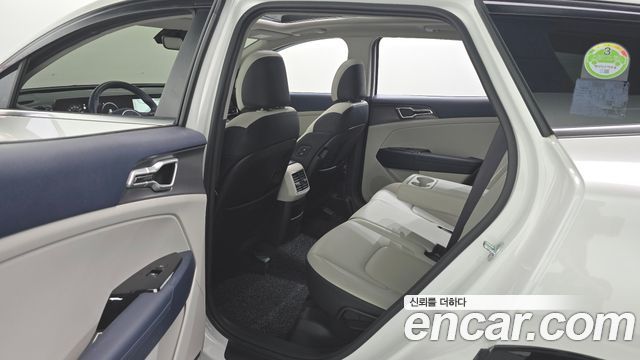 Kia Sportage 2022 — photo 18