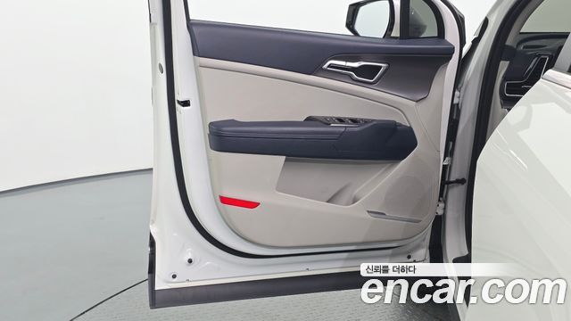 Kia Sportage 2022 — photo 14