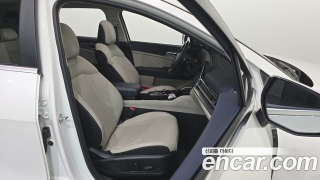 Kia Sportage 2022 — photo 16