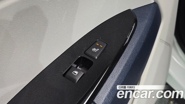 Kia Sportage 2022 — photo 32