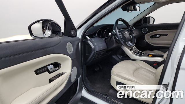 Land Rover Range Rover Evoque 2017 — photo 10