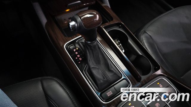 Kia K7 2015 — photo 12