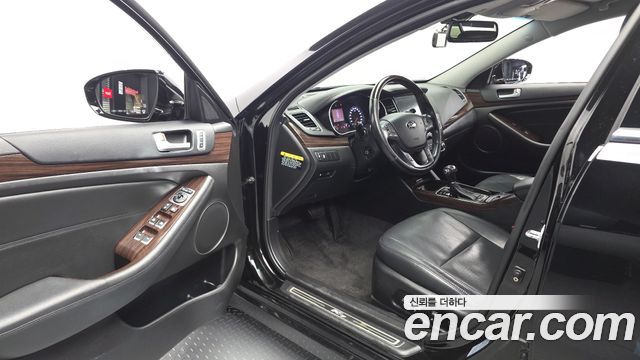 Kia K7 2015 — photo 13
