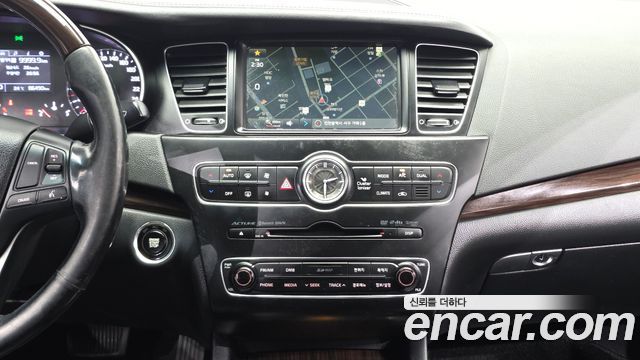 Kia K7 2015 — photo 20