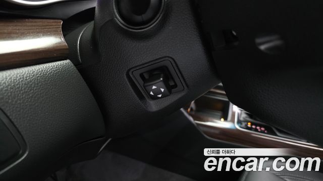 Kia K7 2015 — photo 23