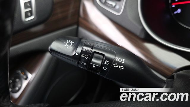 Kia K7 2015 — photo 25