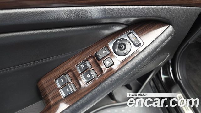 Kia K7 2015 — photo 30
