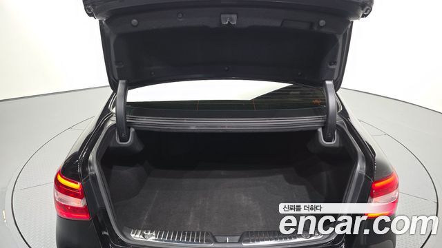Kia K7 2015 — photo 32