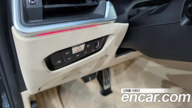 BMW 3-Series 2020 — photo 24