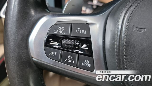 BMW 3-Series 2020 — photo 25