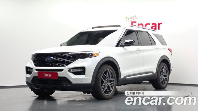 Ford Explorer 2021 — photo 1