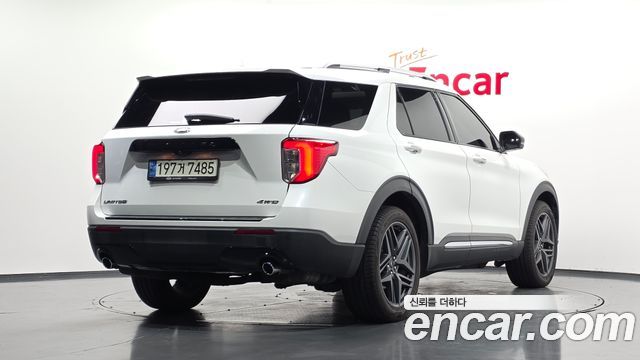 Ford Explorer 2021 — photo 2