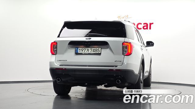 Ford Explorer 2021 — photo 4