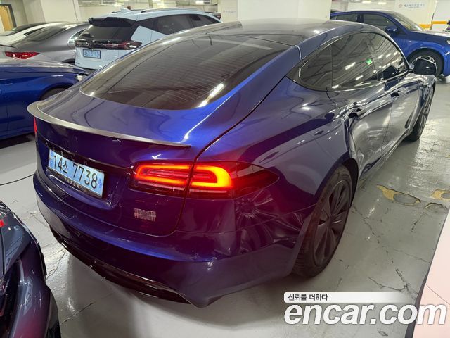 Tesla Model S 2023 — photo 5
