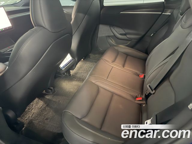 Tesla Model S 2023 — photo 12