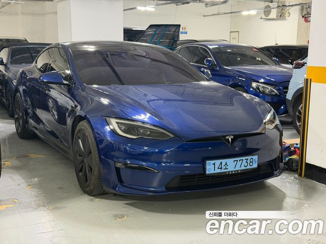 Tesla Model S 2023 — photo 14