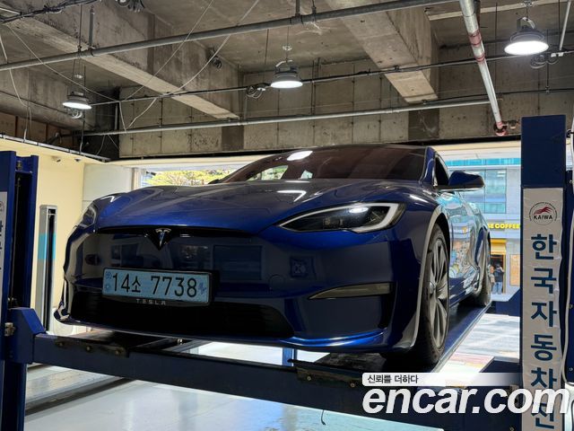 Tesla Model S 2023 — photo 16