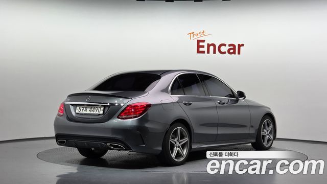 Mercedes-Benz C-Class 2017 — photo 2